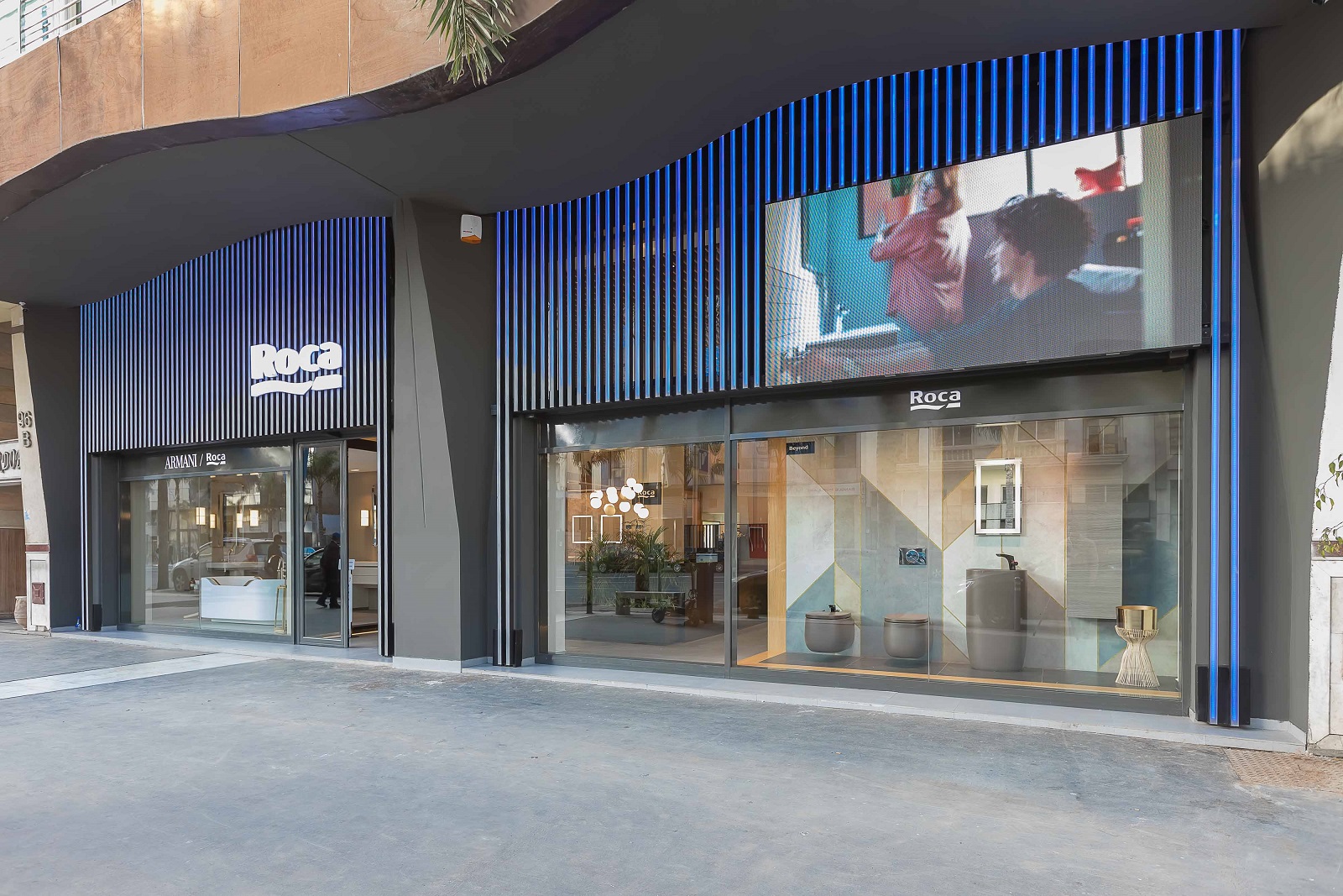 <p>A Roca 2006 júniusában nyitotta meg saját showroomát Casablancában. Személyre szabott figyelem kényelmes és nyugodt környezetben.</p>1